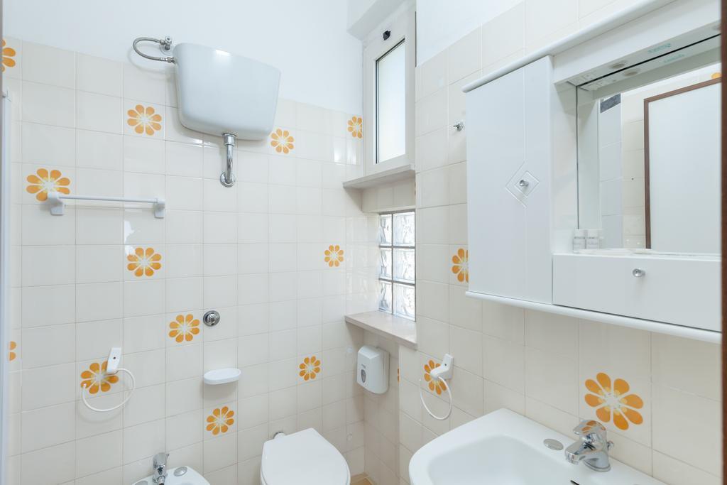 Hotel Chiar Di Luna Сенигаллия Номер фото